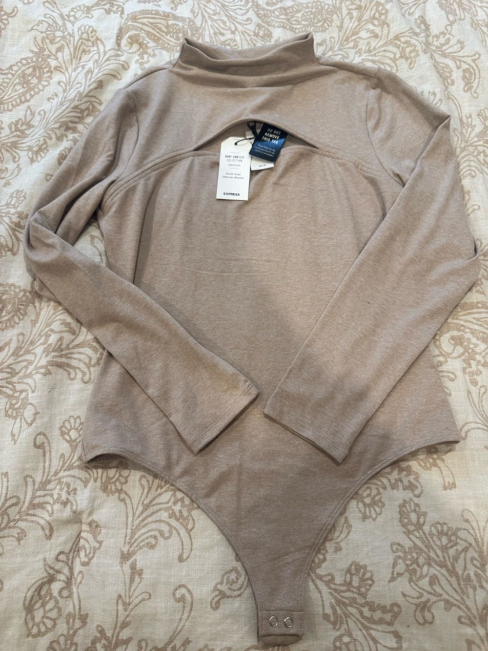 Body Contour bodysuit. Size large. NWTs.